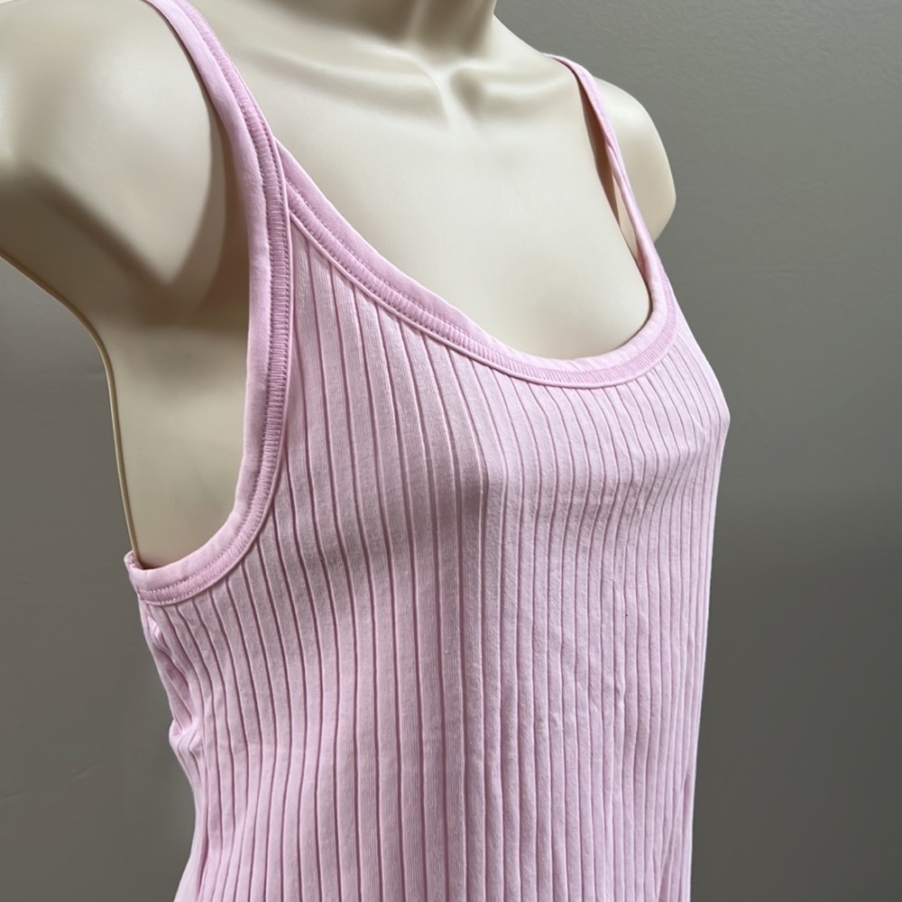 Old Navy Women’s Pink Tank Top Size L - Picture 3 of 9